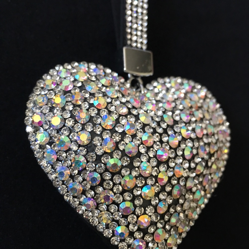 NEW!! ADORABLE Rhinestones Heart Keychain!! - Picture 4 of 8
